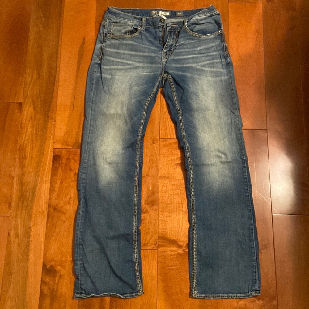 Buckle Jeans